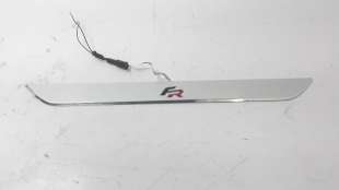 Recambio de moldura para seat leon st (5f8) 2013- 2.0 tdi referencia OEM IAM 5F4947417A  