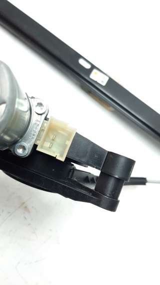 Recambio de elevalunas delantero derecho para volkswagen crafter pritsche (sz) 2016- 2.0 tdi referencia OEM IAM 7C0837462A  