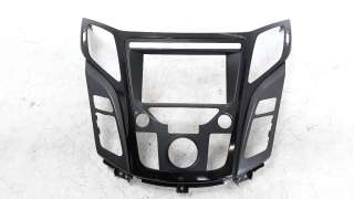 Recambio de moldura para hyundai i40 2012- 1.7 crdi cat referencia OEM IAM U09C673810  