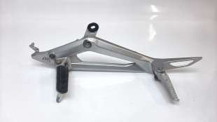 Recambio de estribos laterales para honda nc 750 2016- referencia OEM IAM 50750MKWD00ZA  