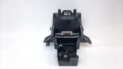Recambio de moldura para honda nc 750 2016- referencia OEM IAM 50234MKWD00  