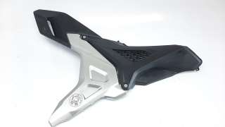 Recambio de moldura para honda nc 750 2016- referencia OEM IAM 83611MKWD00 83631MKWD0 