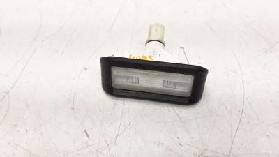 Recambio de piloto matricula para opel vivaro furgón 2019- 1.5 cdti dpf referencia OEM IAM 3202001388  