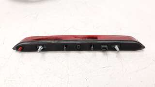 Recambio de luz central de freno para peugeot 3008 2016- 1.6 blue-hdi fap referencia OEM IAM 9825518680  