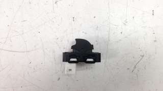 Recambio de mando elevalunas trasero derecho para peugeot 308 2013- 1.2 12v e-thp referencia OEM IAM 96762292ZD  