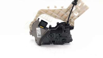 Recambio de cerradura puerta trasera izquierda para kia ceed 2018- 1.4 tgdi cat referencia OEM IAM 81410J7000  