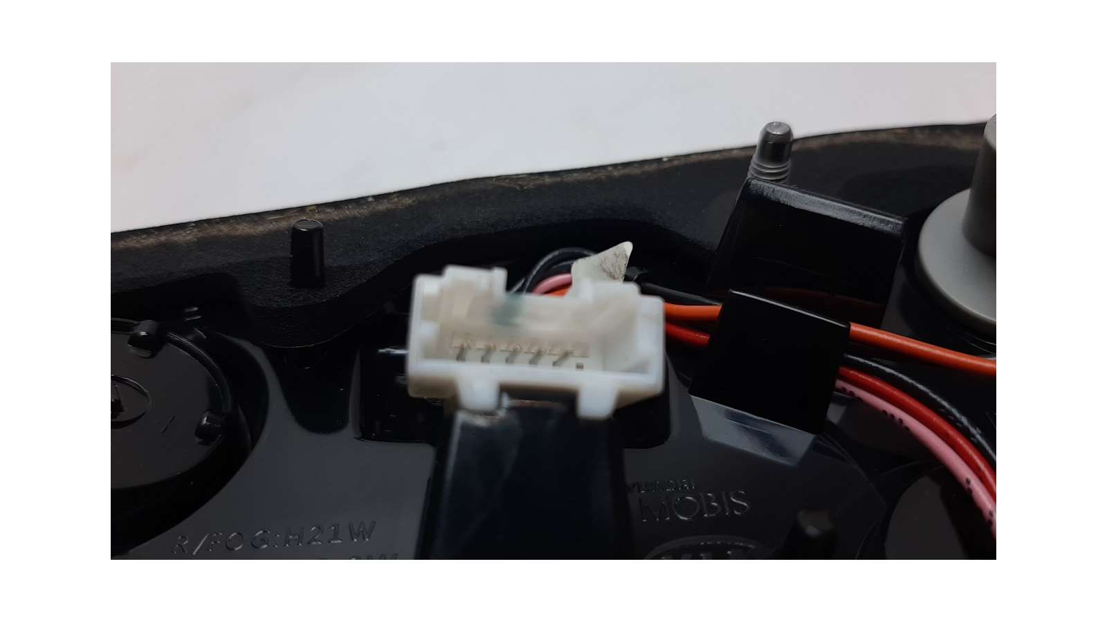 Recambio de piloto trasero izquierdo interior para kia ceed 2018- 1.4 tgdi cat referencia OEM IAM 92403J7050   Recambio de piloto trasero izquierdo interior para kia ceed 2018- 1.4 tgdi cat referencia OEM IAM 92403J7050