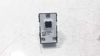Recambio de mando elevalunas delantero derecho para kia ceed 2018- 1.4 tgdi cat referencia OEM IAM 93575J7000  