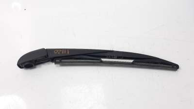 Recambio de brazo limpia trasero para toyota aygo 2014- 1.0 cat referencia OEM IAM 852410H030  