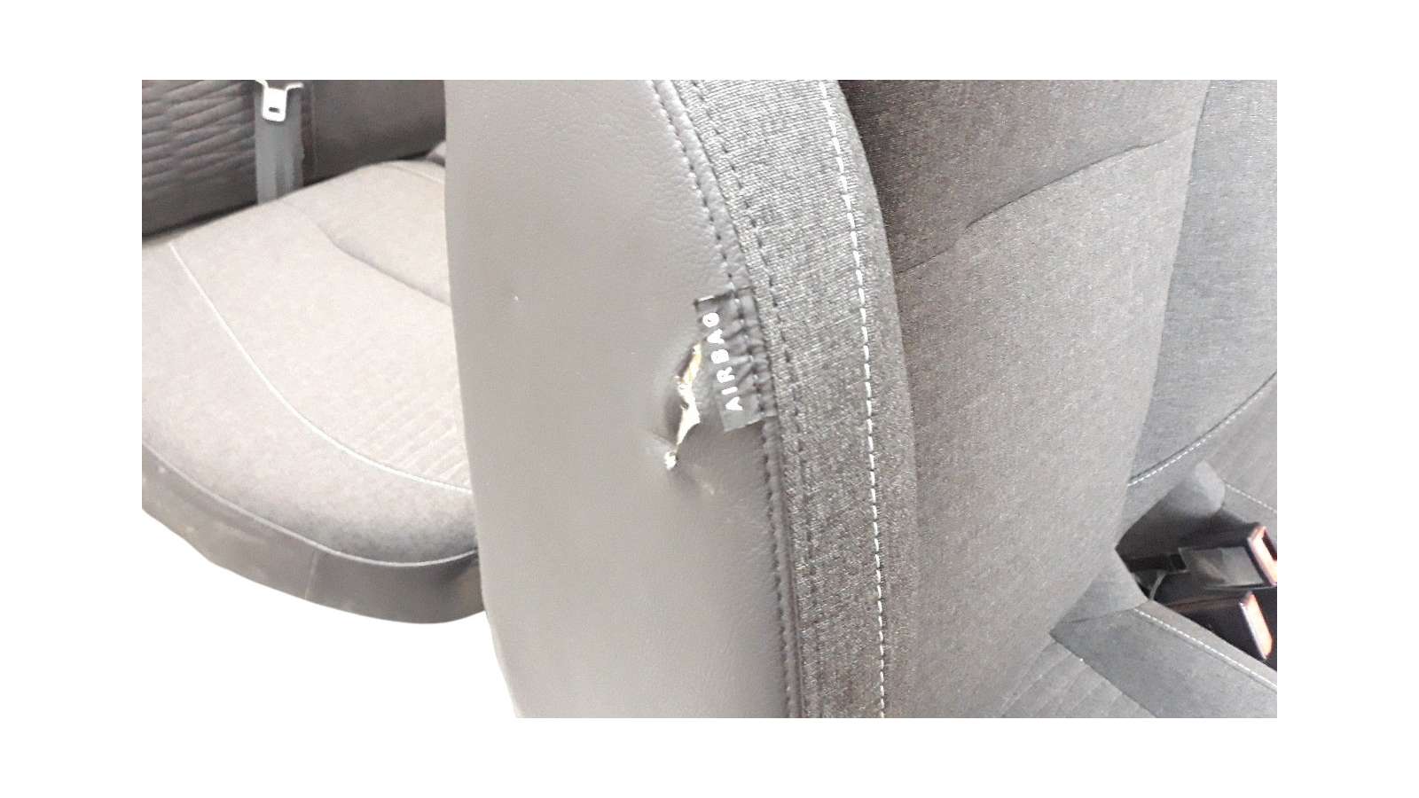 Recambio de juego asientos completo para citroën c3 2016- 1.6 blue-hdi fap referencia OEM IAM 886440   Recambio de juego asientos completo para citroën c3 2016- 1.6 blue-hdi fap referencia OEM IAM 886440