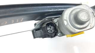 Recambio de elevalunas trasero derecho para ssangyong tivoli 2015- 1.6 turbodiesel cat referencia OEM IAM 7332135000  