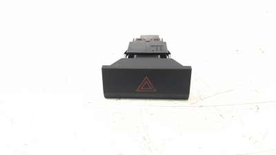 Recambio de warning para seat ibiza sc (6p5) 2015-2017 style referencia OEM IAM 5F0953235B  