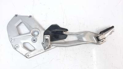 Recambio de estribo lateral para bmw f 900 r 2019- referencia OEM IAM 46718404013  