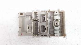 Recambio de caja reles / fusibles para toyota rav 4 (a2) 2000-2006 1.8 16v cat referencia OEM IAM 8273342080  