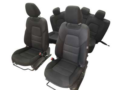 Recambio de juego asientos completo para mazda cx-5 2017- 2.2 turbodiesel cat referencia OEM IAM KB7W8816102  