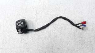 Recambio de piña luces izquierda para ktm 390 duke 2016- 390 duke referencia OEM IAM 93011070000  