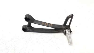Recambio de estribo lateral para yamaha mt-07 2014- referencia OEM IAM B7N2743100 1WS2741L01 