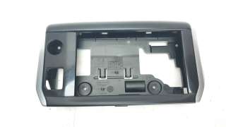 Recambio de moldura para peugeot 208 2012-2019 1.2 12v e-thp referencia OEM IAM 9672846077  