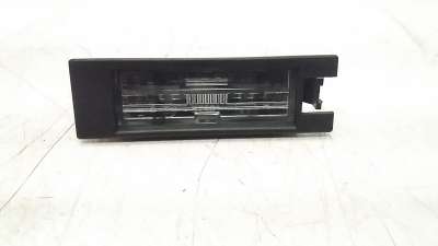 Recambio de piloto matricula para peugeot 308 2013- 1.6 blue-hdi fap referencia OEM IAM 13251931  