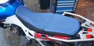 Recambio de asiento para honda africa twin 2015-2019 referencia OEM IAM 77600MJPG50ZD  