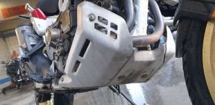 Recambio de cubrecarter para honda africa twin 2015-2019 referencia OEM IAM 64440MKKD20  