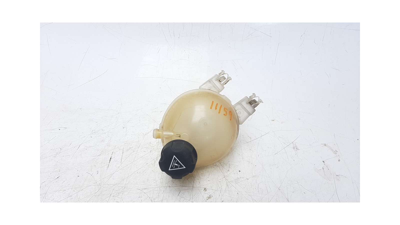 Recambio de deposito expansion para peugeot 2008 (--.2013) 2013-2019 1.6 blue-hdi fap referencia OEM IAM 9800777280   Recambio de deposito expansion para peugeot 2008 (--.2013) 2013-2019 1.6 blue-hdi fap referencia OEM IAM 9800777280