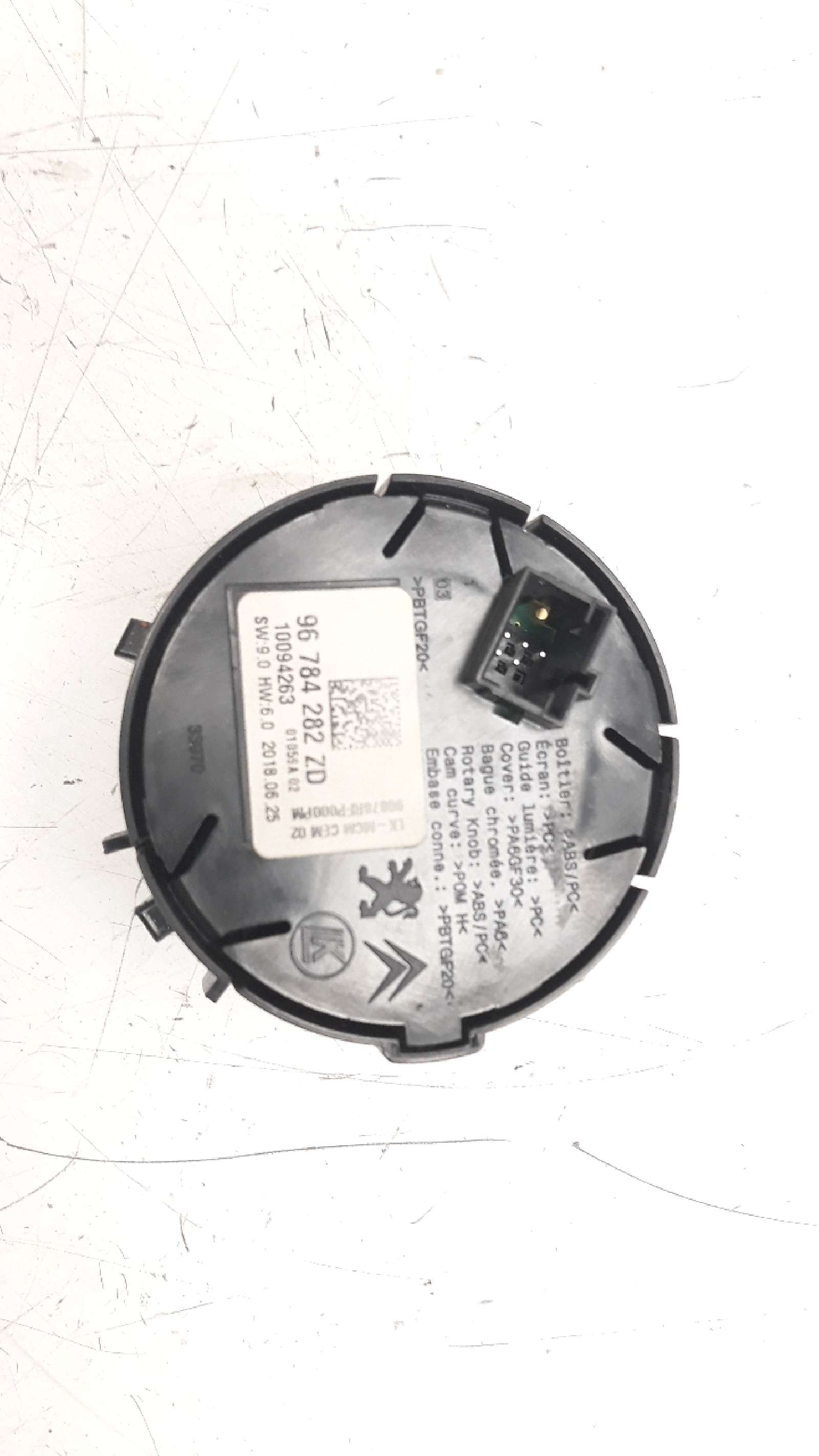 Recambio de mando multifuncion para peugeot 2008 (--.2013) 2013-2019 1.2 12v e-thp referencia OEM IAM 96784282ZD   Recambio de mando multifuncion para peugeot 2008 (--.2013) 2013-2019 1.2 12v e-thp referencia OEM IAM 96784282ZD