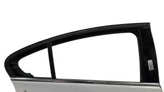 Recambio de puerta trasera derecha para opel insignia berlina 2008-2017 2.0 16v cdti referencia OEM IAM 22796348  