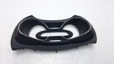 Recambio de moldura para renault captur 2013- 1.5 dci diesel fap energy referencia OEM IAM 682504768R  