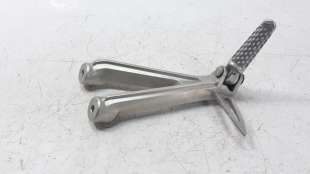 Recambio de estribo lateral para honda cb 650r 2018- referencia OEM IAM 50750MKND50  