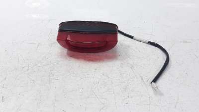Recambio de piloto trasero central para honda cb 650r 2018- referencia OEM IAM 33701MKND51  