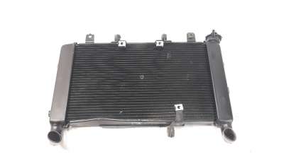 Recambio de radiador agua para honda cb 650r 2018- referencia OEM IAM 19010MKND51  