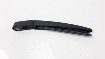 Recambio de brazo limpia trasero para ligier js50 2018-2018 js50 referencia OEM IAM 9646801877  