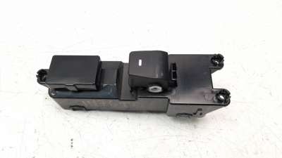 Recambio de mando elevalunas trasero derecho para hyundai tucson 2015- 1.6 crdi cat referencia OEM IAM 93580D3110  