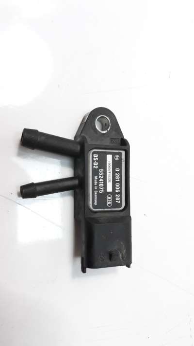 Recambio de sensor para iveco daily furgón 2014- 2.3 diesel referencia OEM IAM 55241075 0281006287 