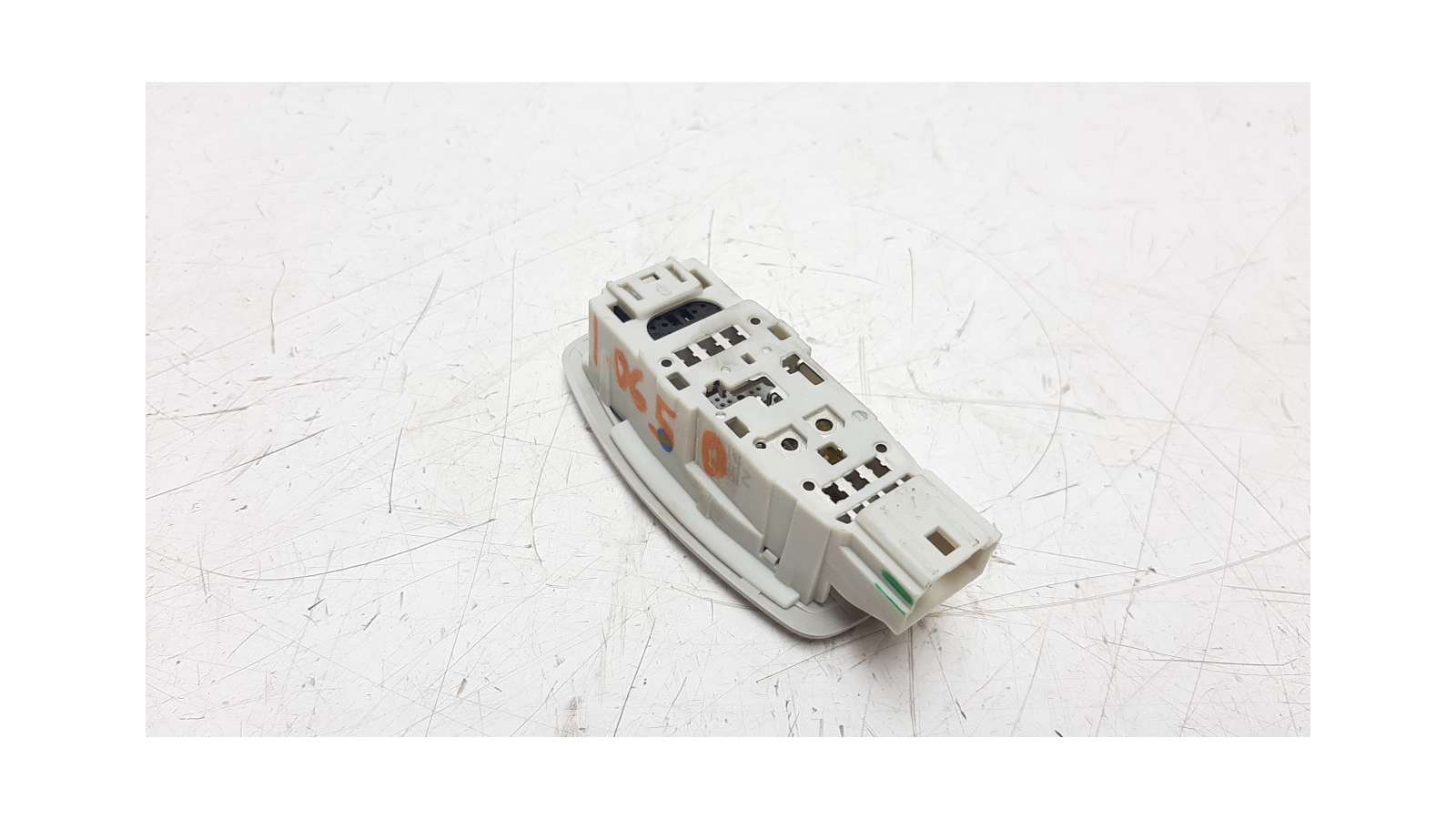 Recambio de luz interior para renault megane iv berlina 5p 2015- 1.3 tce referencia OEM IAM 264307381R   Recambio de luz interior para renault megane iv berlina 5p 2015- 1.3 tce referencia OEM IAM 264307381R