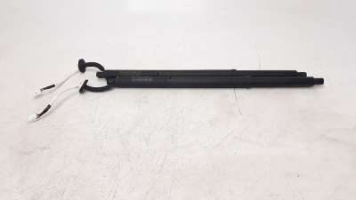 Recambio de amortiguadores maletero / porton para mazda cx-30 2019- referencia OEM IAM DFR7636EX DFR7626EX 