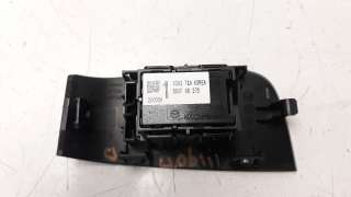 Recambio de mando elevalunas trasero derecho para mazda cx-30 2019- referencia OEM IAM BDGF66370  