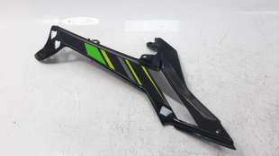 Recambio de moldura para kawasaki ninja 650 2016- referencia OEM IAM 360010651  