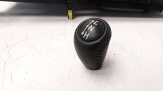 Recambio de pomo palanca cambio para toyota land cruiser (j12) 2002-2009 3.0 turbodiesel referencia OEM IAM 5880460370  