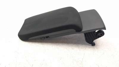 Recambio de apoyabrazos central para honda civic lim.5 (fk) 2017- 1.5 vtec cat referencia OEM IAM GN36102030  