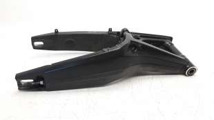 Recambio de puente trasero para honda cb 650r 2018- referencia OEM IAM 52200MKND50  