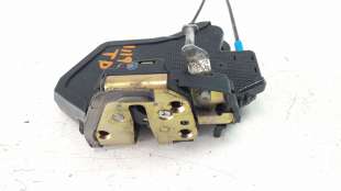 Recambio de cerradura puerta trasera derecha para toyota land cruiser (j12) 2002-2009 3.0 turbodiesel referencia OEM IAM 6905060