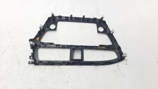 Recambio de moldura para hyundai i20 2014- 1.2 16v cat referencia OEM IAM 84740C8ACO   2