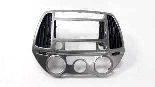 Recambio de rejilla aireadora para hyundai i20 2012-2015 1.2 16v cat referencia OEM IAM 847041J630  