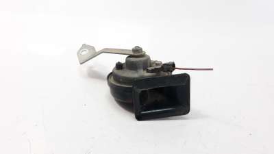 Recambio de claxon para mazda 3 berlina (bk) 2003-2009 1.6 cd diesel cat referencia OEM IAM BP4K6678Y  