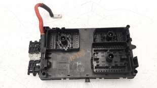 Recambio de caja reles / fusibles para opel insignia berlina 2008-2017 2.0 16v cdti referencia OEM IAM 13343479 13255300 5290501 2
