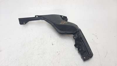 Recambio de moldura para mazda cx-30 2019- referencia OEM IAM DFR550A51  