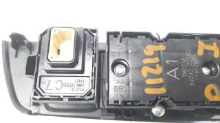 Recambio de mando elevalunas delantero izquierdo para toyota corolla (e21) 2019- referencia OEM IAM 8404002160  