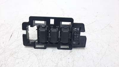Recambio de interruptor para smart fortwo coupe 2014- 0.9 turbo cat referencia OEM IAM 8200379685  
